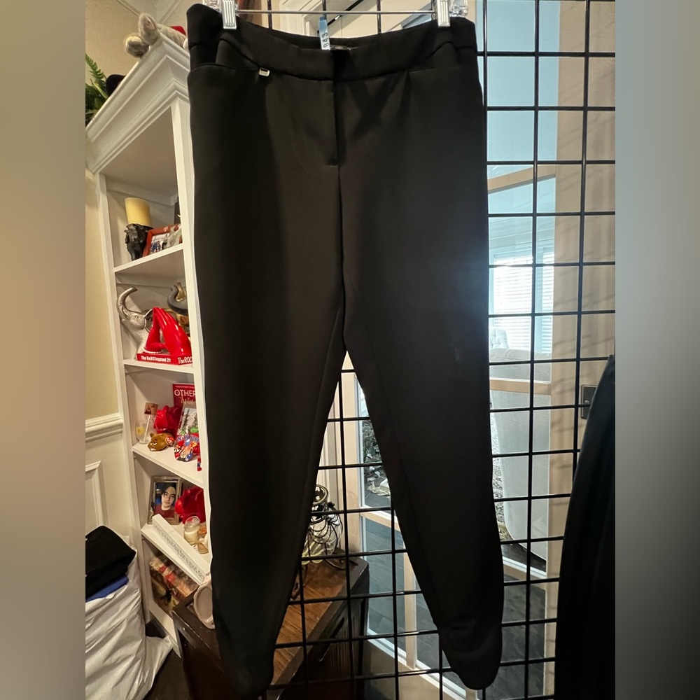 PreOwned White House Black Market soft stretch pants with ankle side slits 6